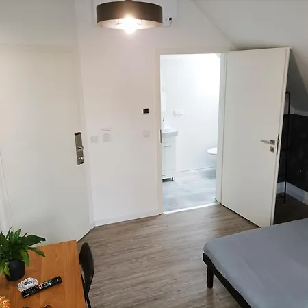 Pod Palacem Koszecin