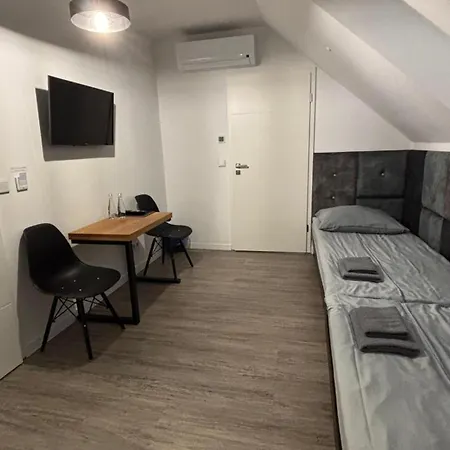 Pod Palacem