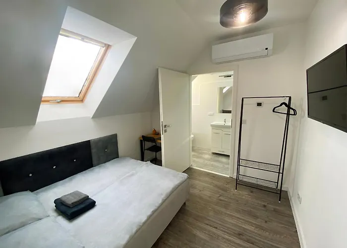 Motel Pod Pałacem Koszecin